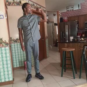 Meet your Posher, Quentin